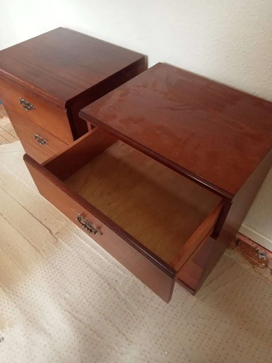Bedside Tables/drawers/lockers for Sale - Image 2