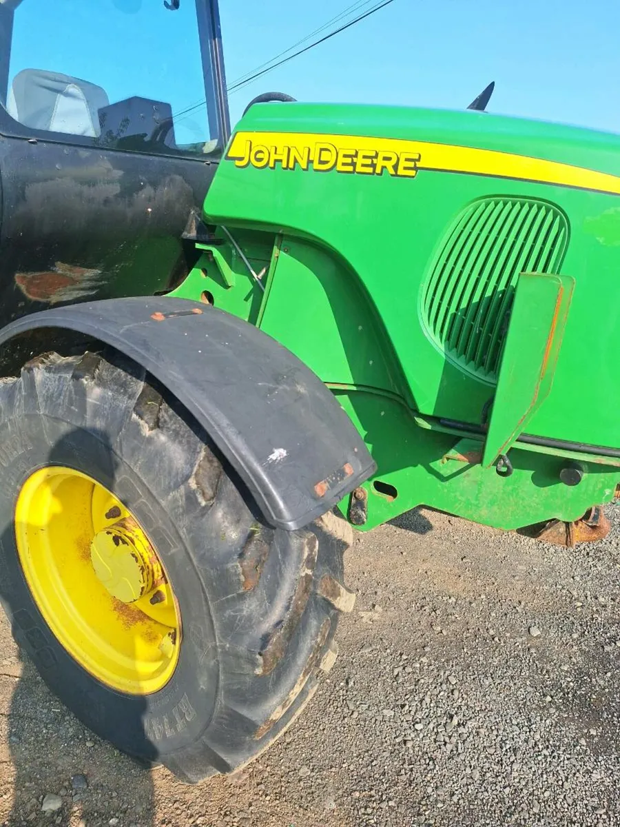 John Deere 3215 - Image 4