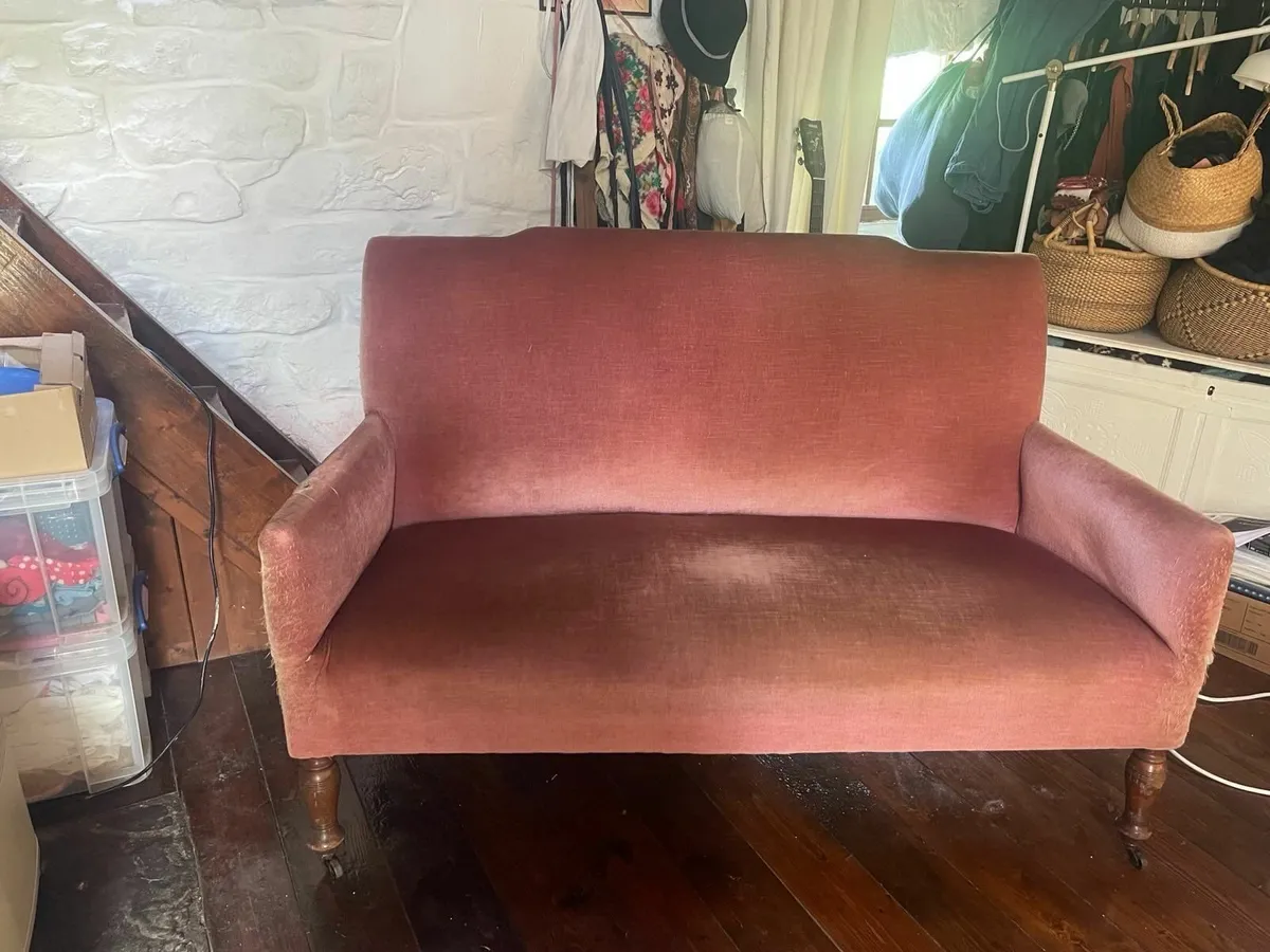 Couch/ Sofa - Image 1