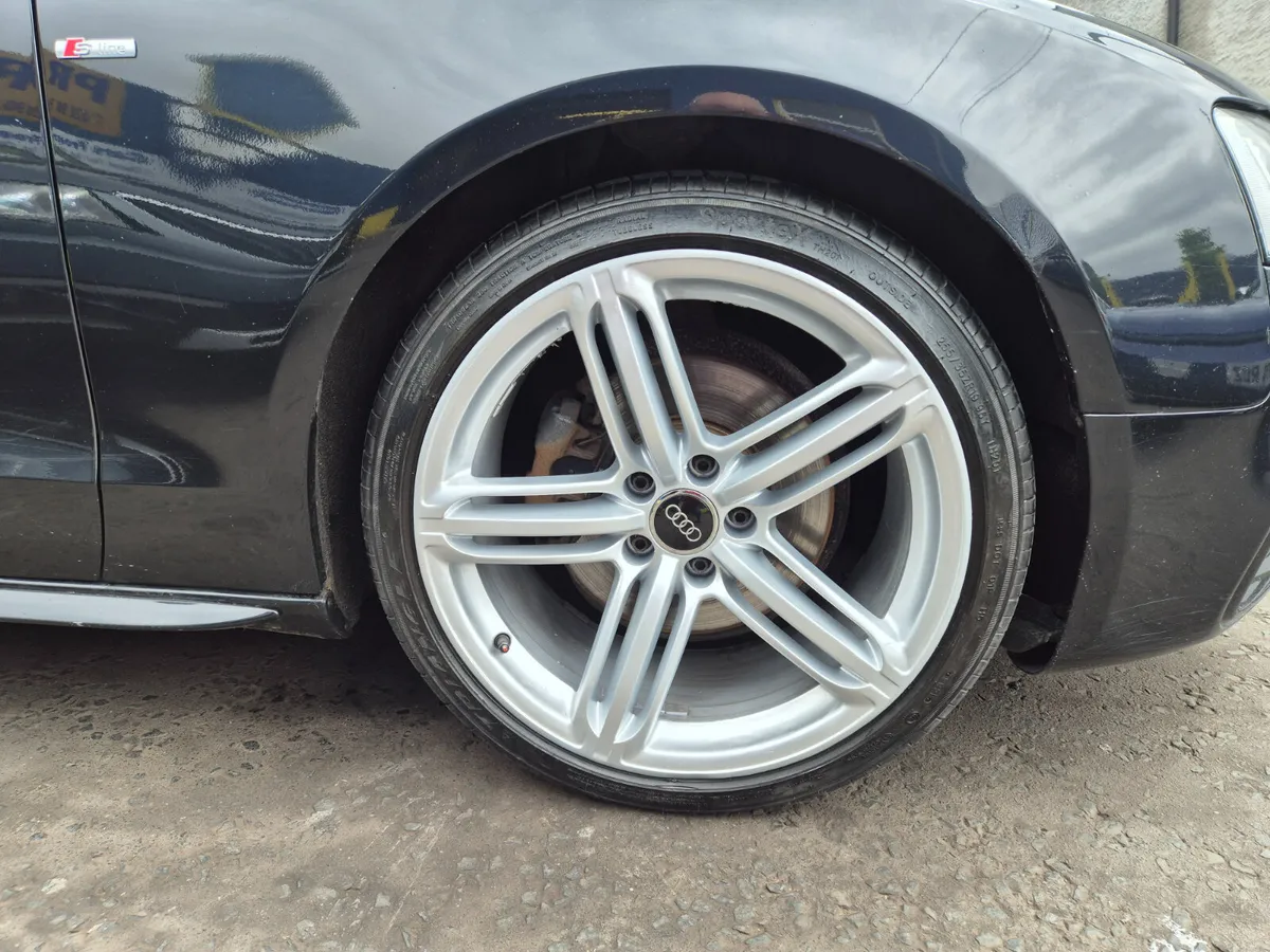 Audi A5 2012 - Image 2