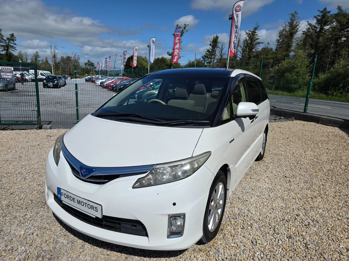 Toyota Estima 2012 8 seater - Image 2