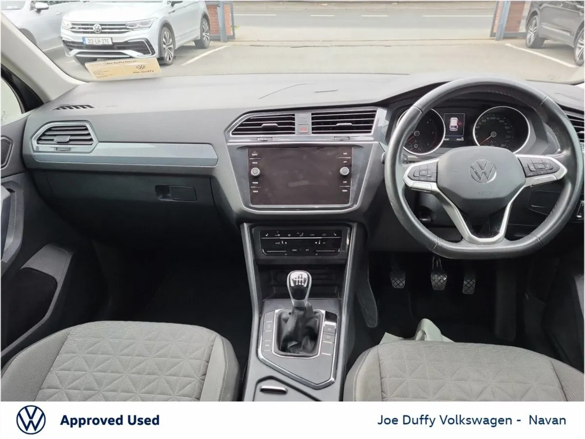 Volkswagen Tiguan Life 2.0tdi 122HP - Image 3