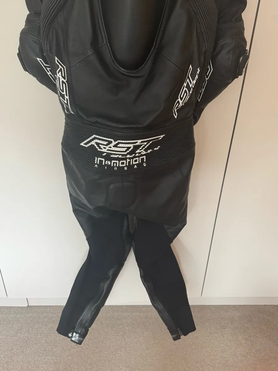 RST V4.1 Airbag Suit - Image 3