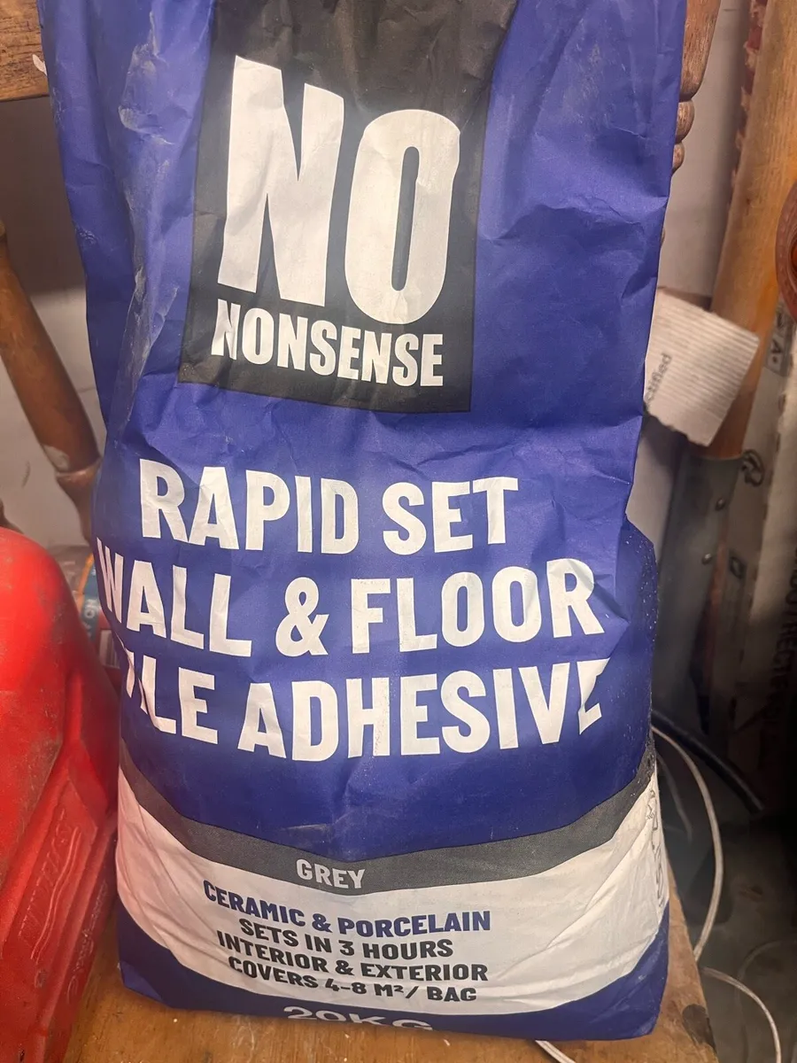 Tile adhesive & Tile grout - Image 1