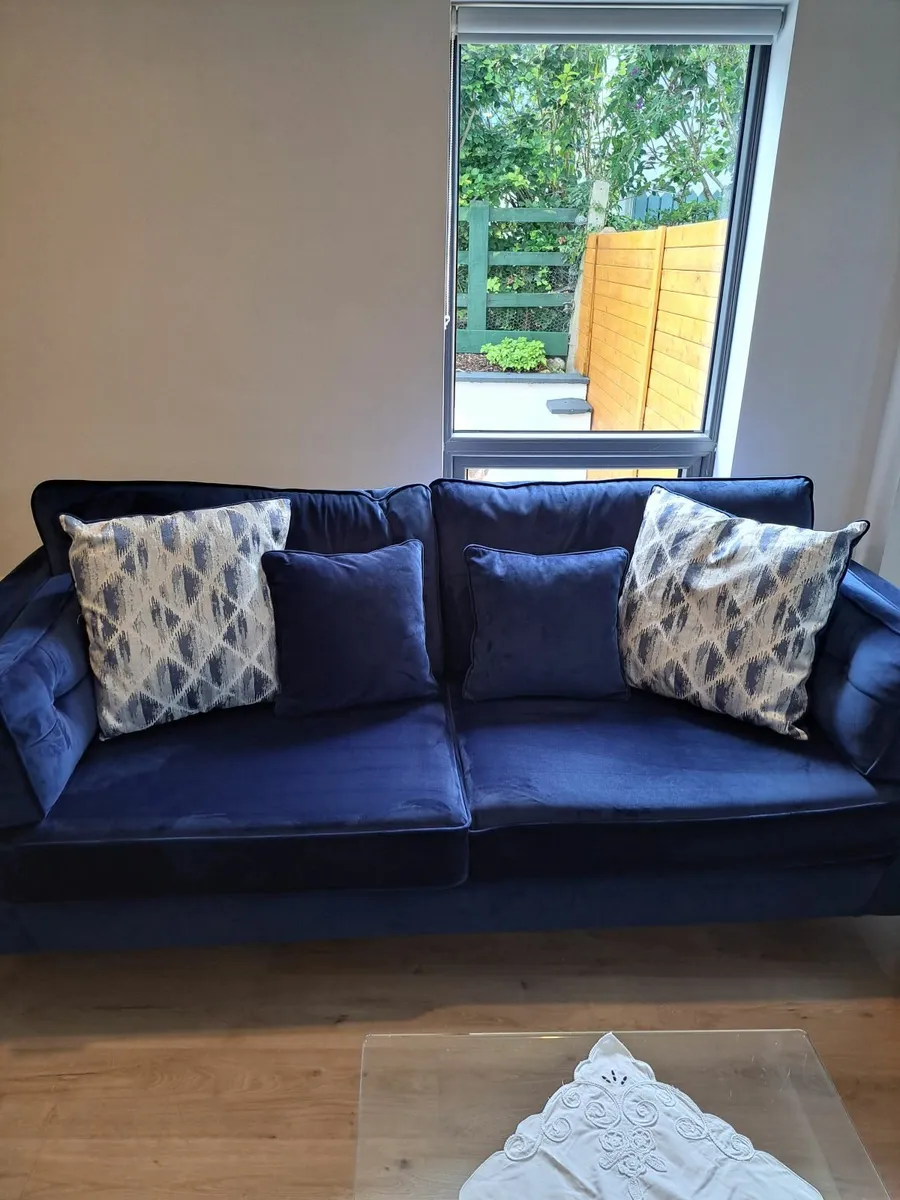 Alanna sofas for sale in blue - Image 4