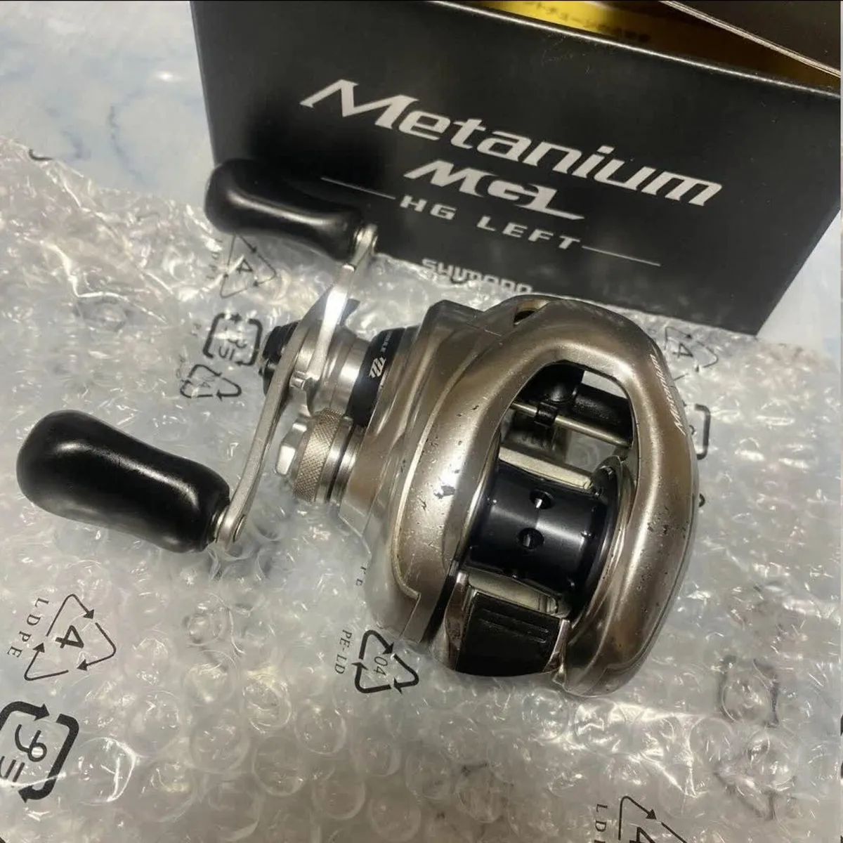 Fishing reel Shimano 16 Metanium MGL HG 7.4:1 - Image 1