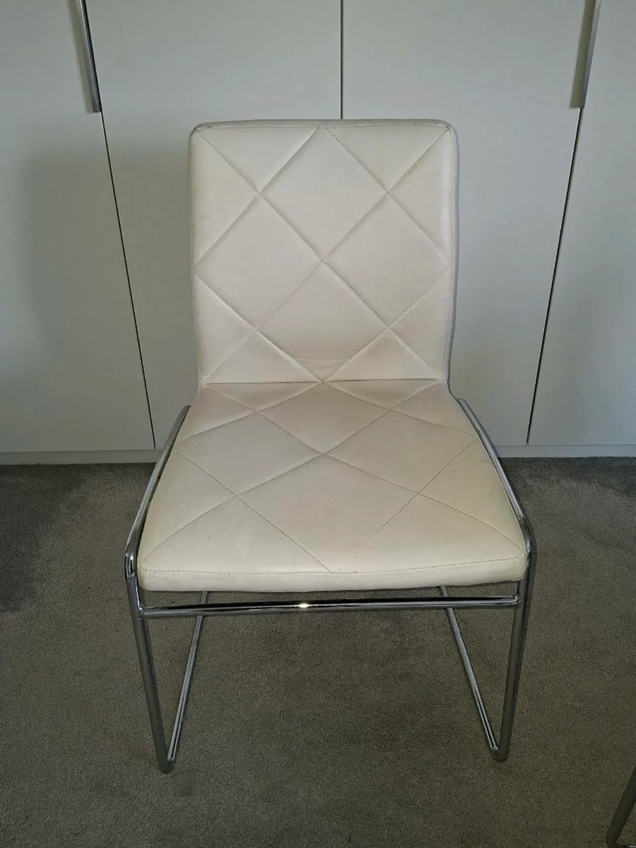 Dining chairs - Image 2
