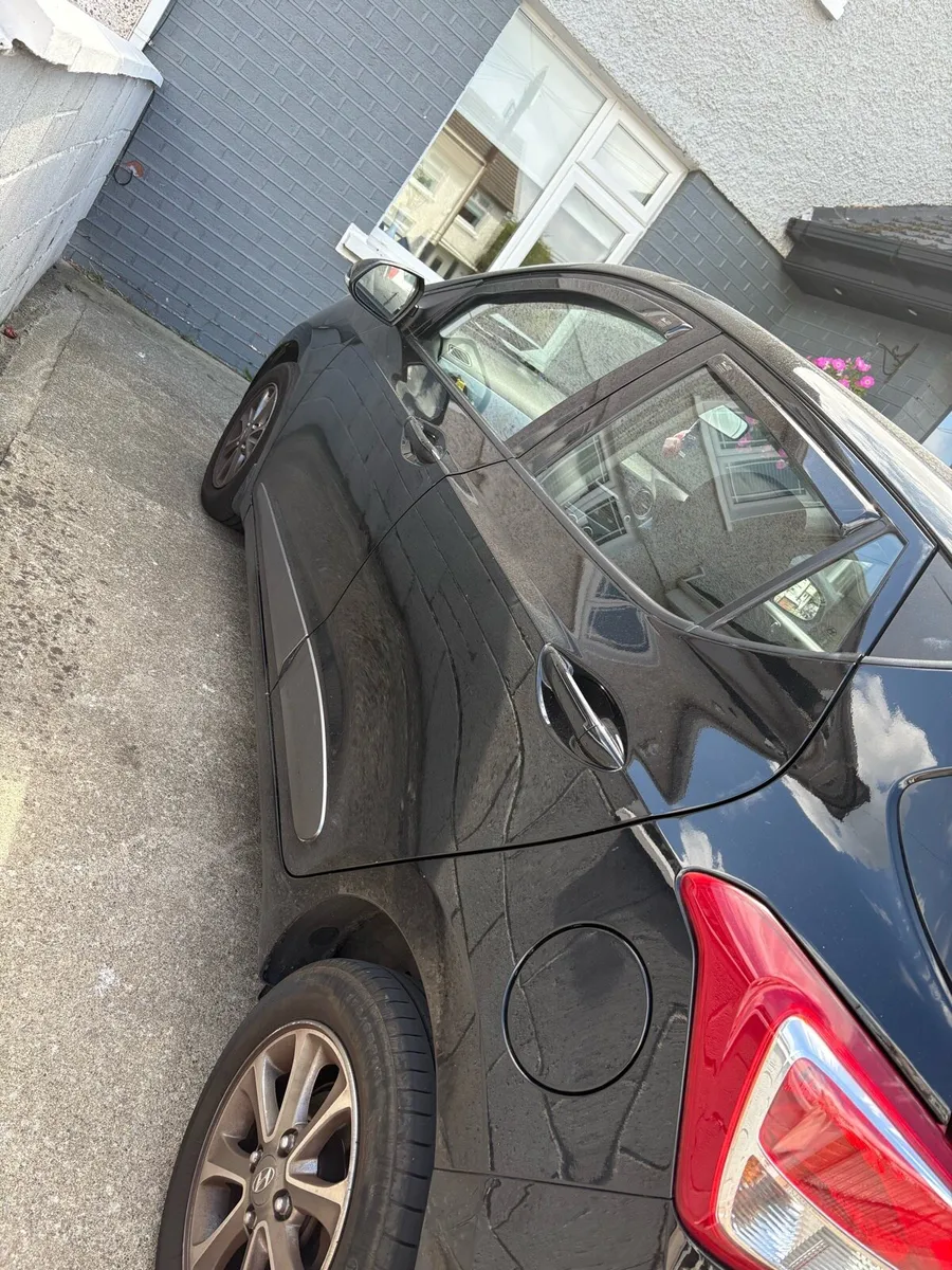 Hyundai i10 - Image 4