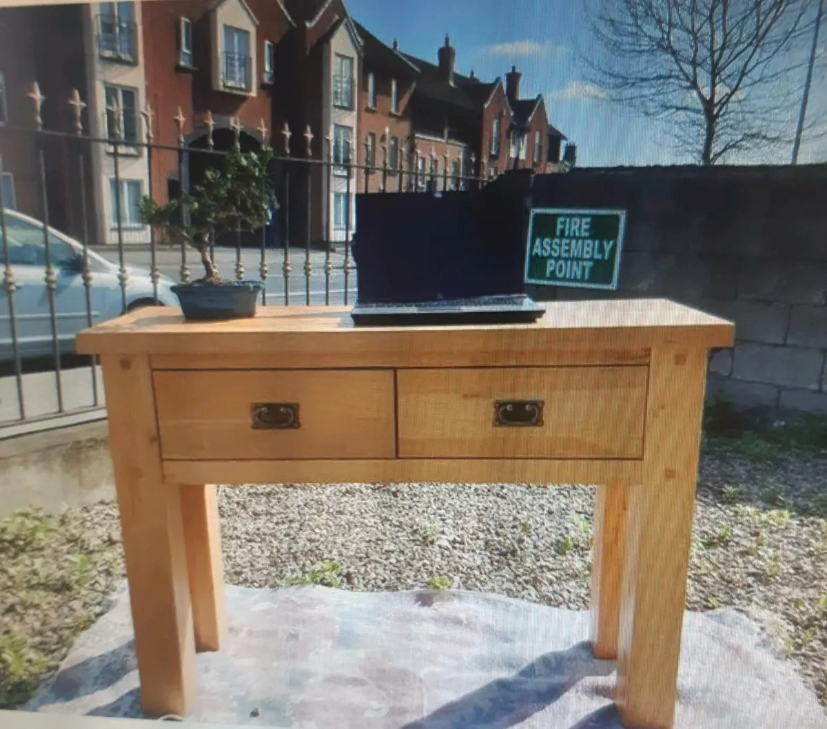 Console table - Image 1