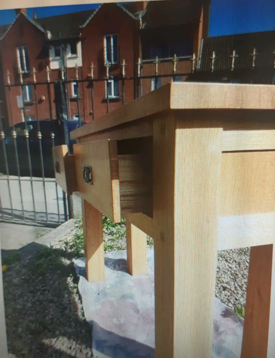 Console table - Image 2