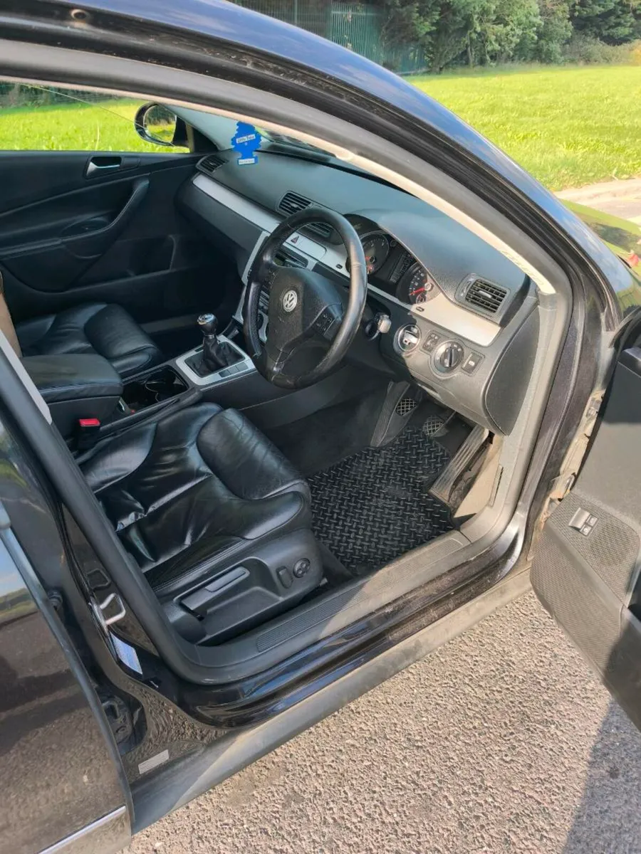 VW Passat - Image 3