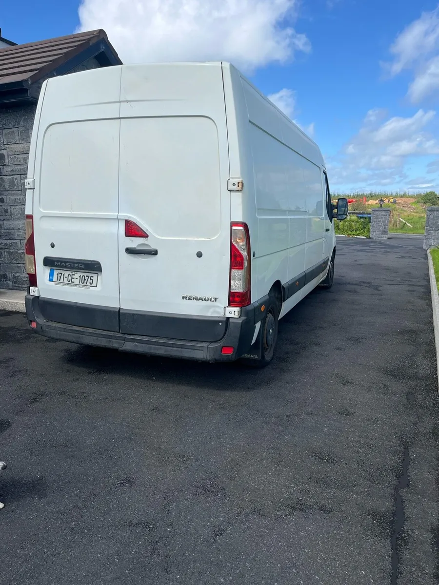 Fridge van renault master - Image 4
