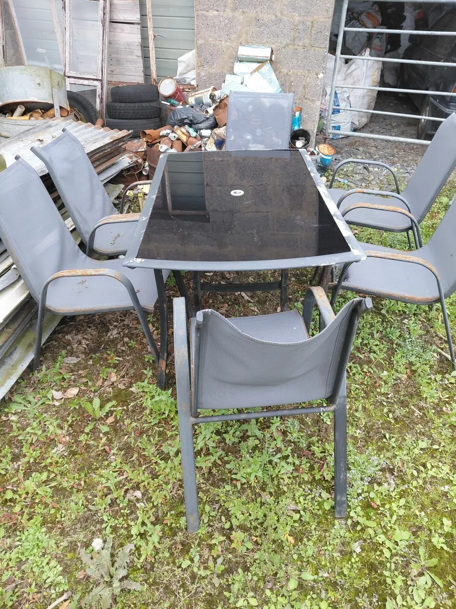 Sheets of galvanise garden table and chairs - Image 4