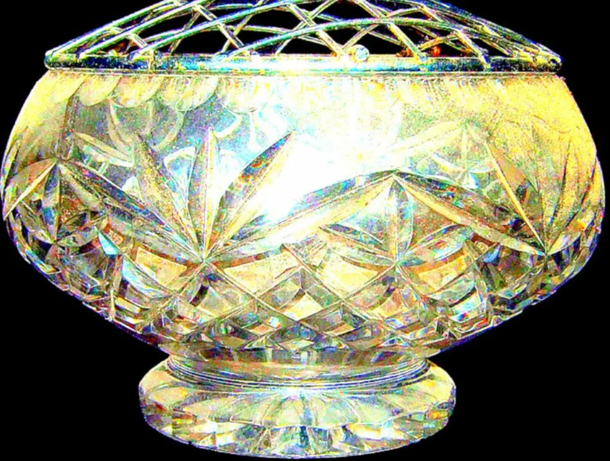 Vintage Harrods Crystal Rose Bowl - Image 3