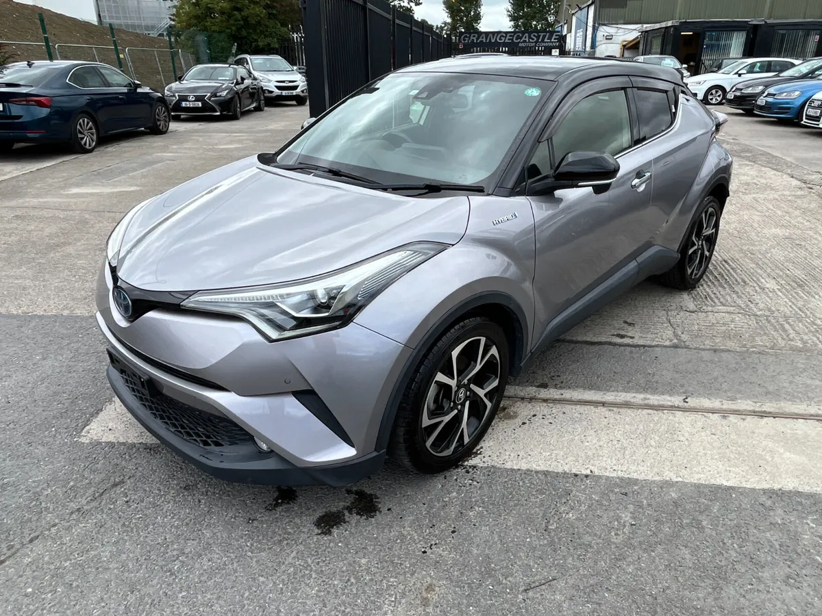 TOYOTA C-HR 2018, 1.8 HYBRID SOL REVERSE CAMERA - Image 3