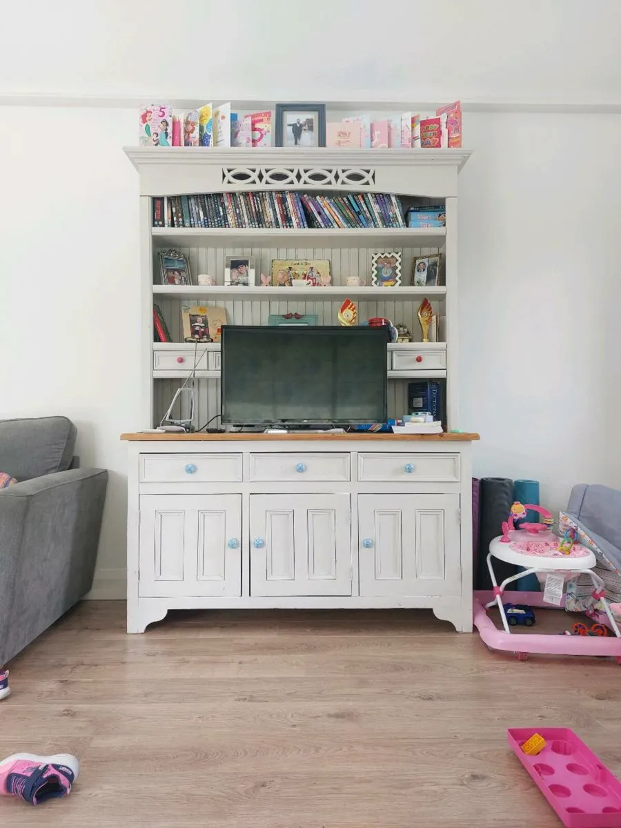 Pine Dresser