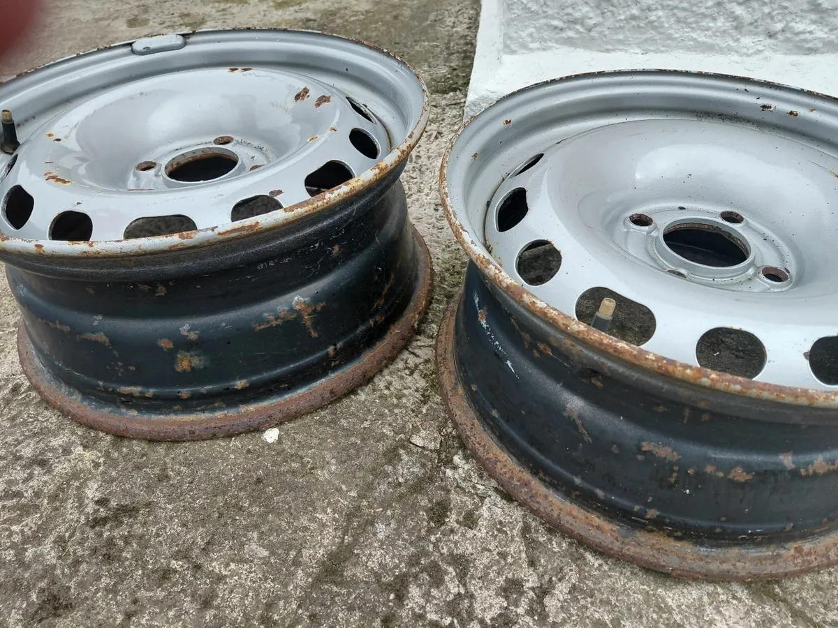 2016 Citreon berlingo Rims - Image 1