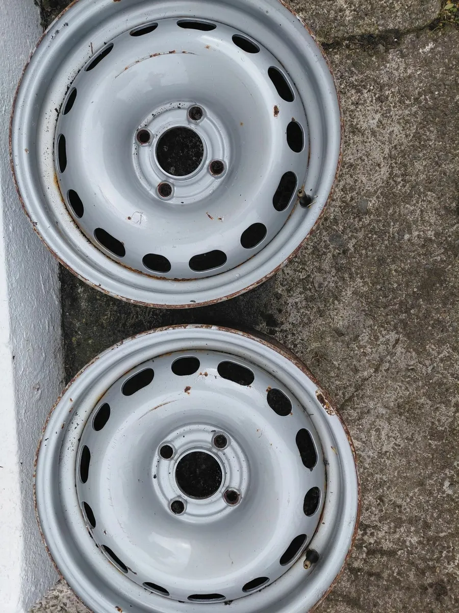 2016 Citreon berlingo Rims - Image 4