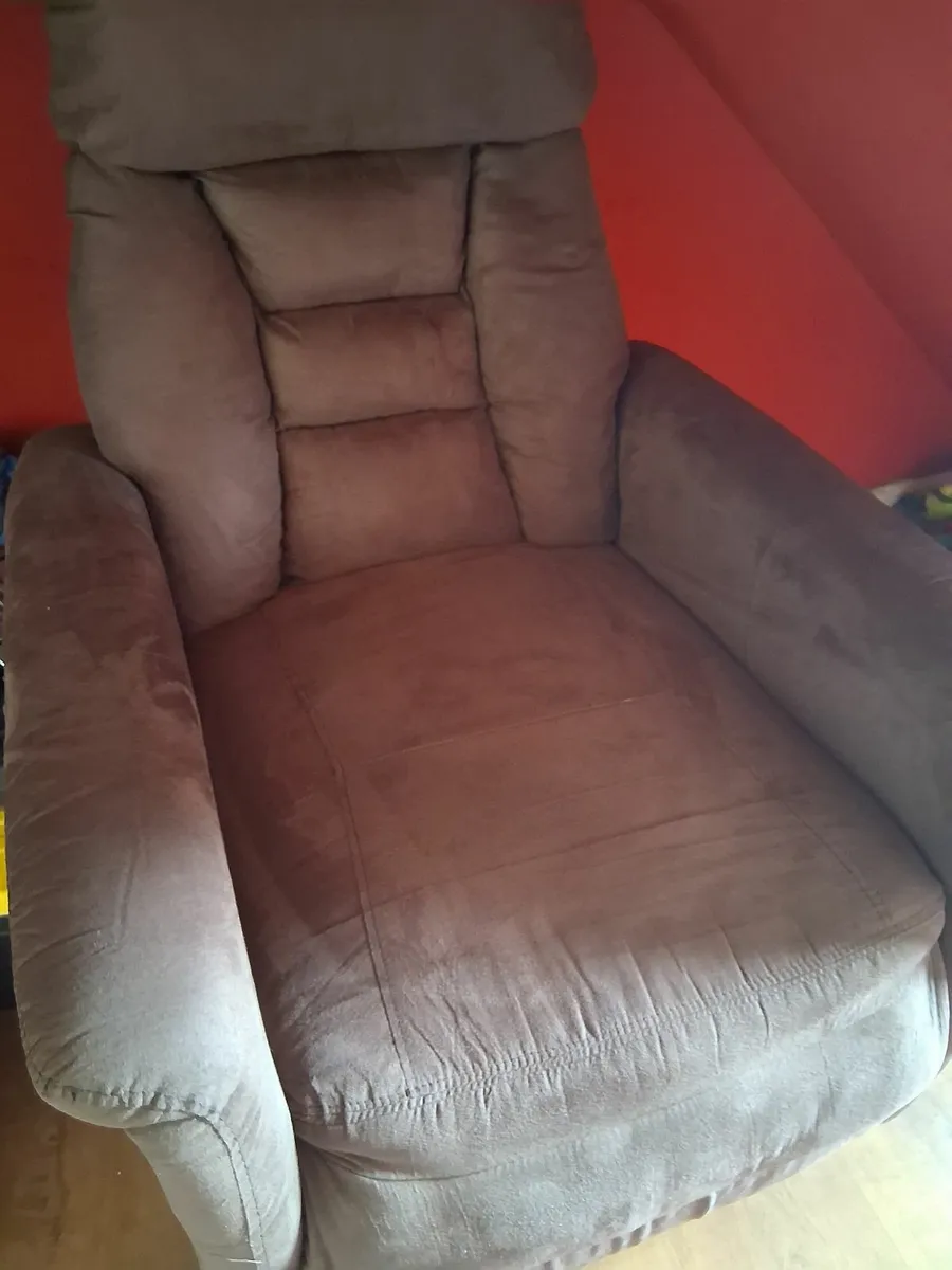 Recliner - Image 1