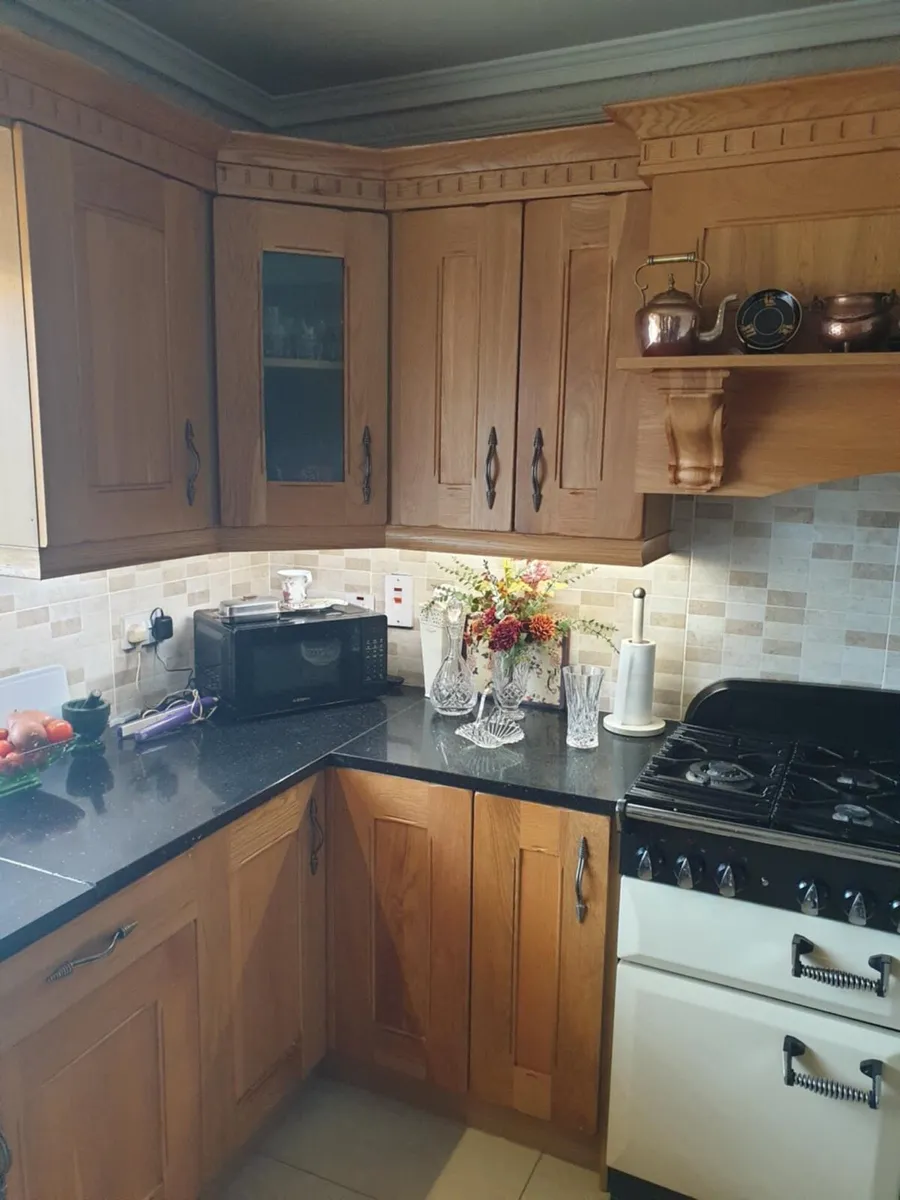 Kitchen cabinet - Image 2