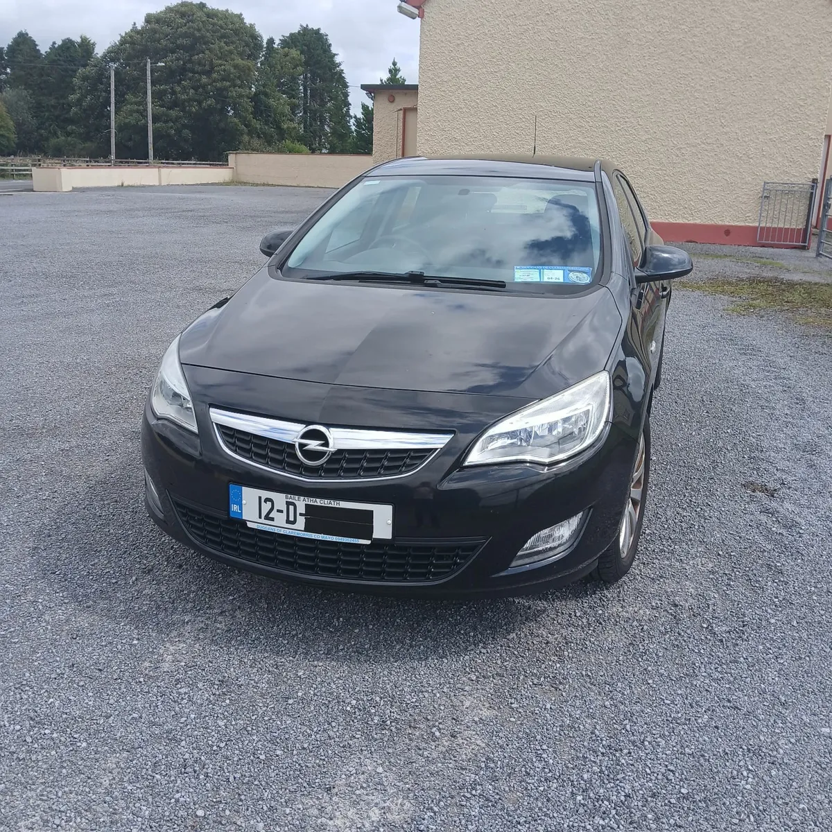 Opel Astra(Tax and test) - Image 1