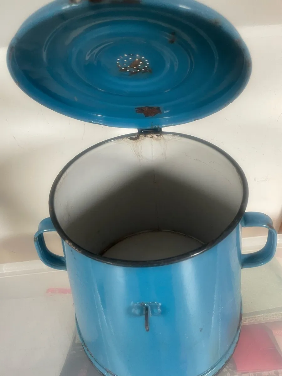 Vintage French oil can - Image 3