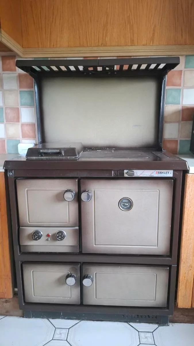Stanley De Luxe 90 Oil Fired Range