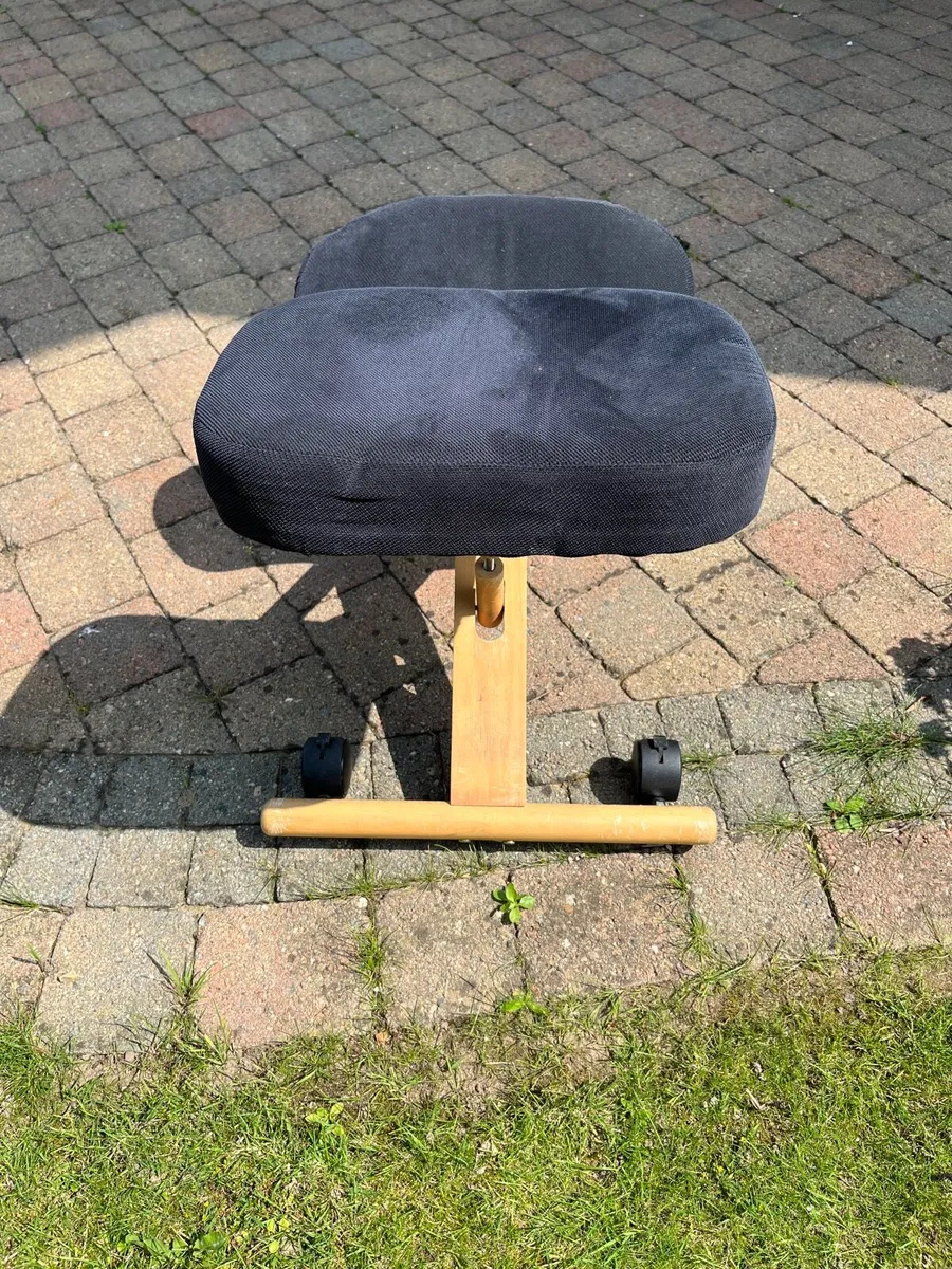 Kneeling Chair - Image 2