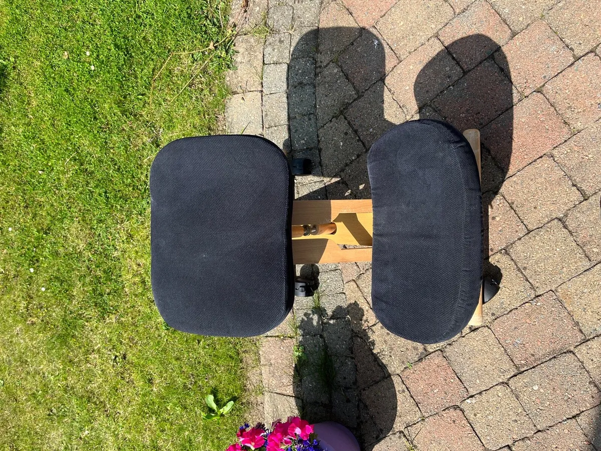 Kneeling Chair - Image 4