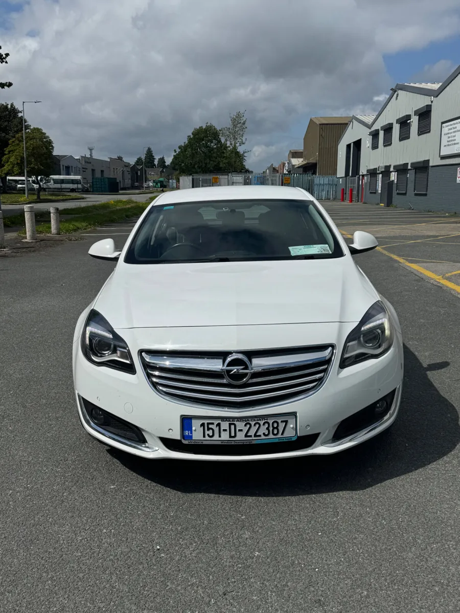 Opel Insignia 2015 - Image 1