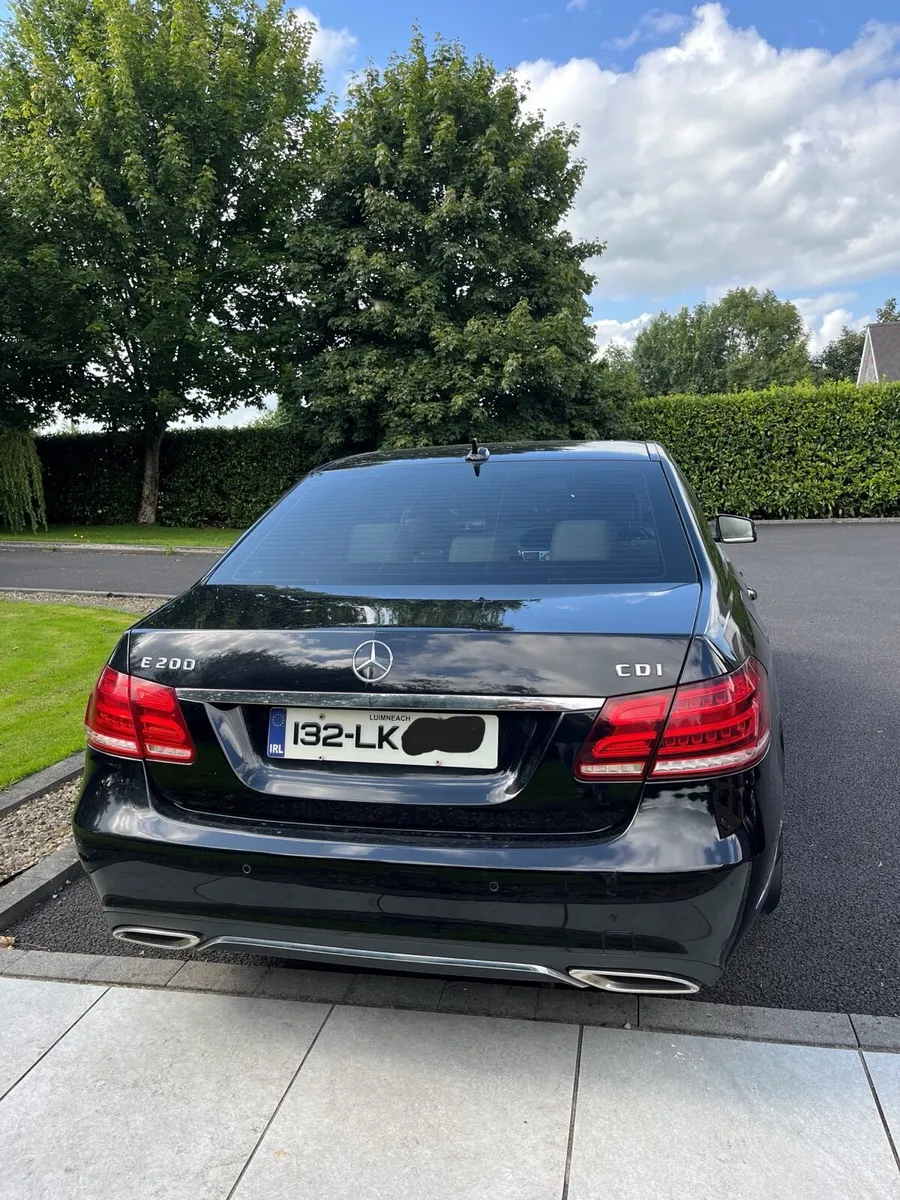 Mercedes Benz E200 CDI - Image 2