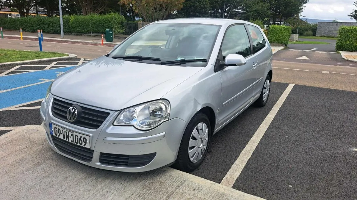 Polo 1.2 petrol 2009 Fresh nct long tax Car play - Image 3