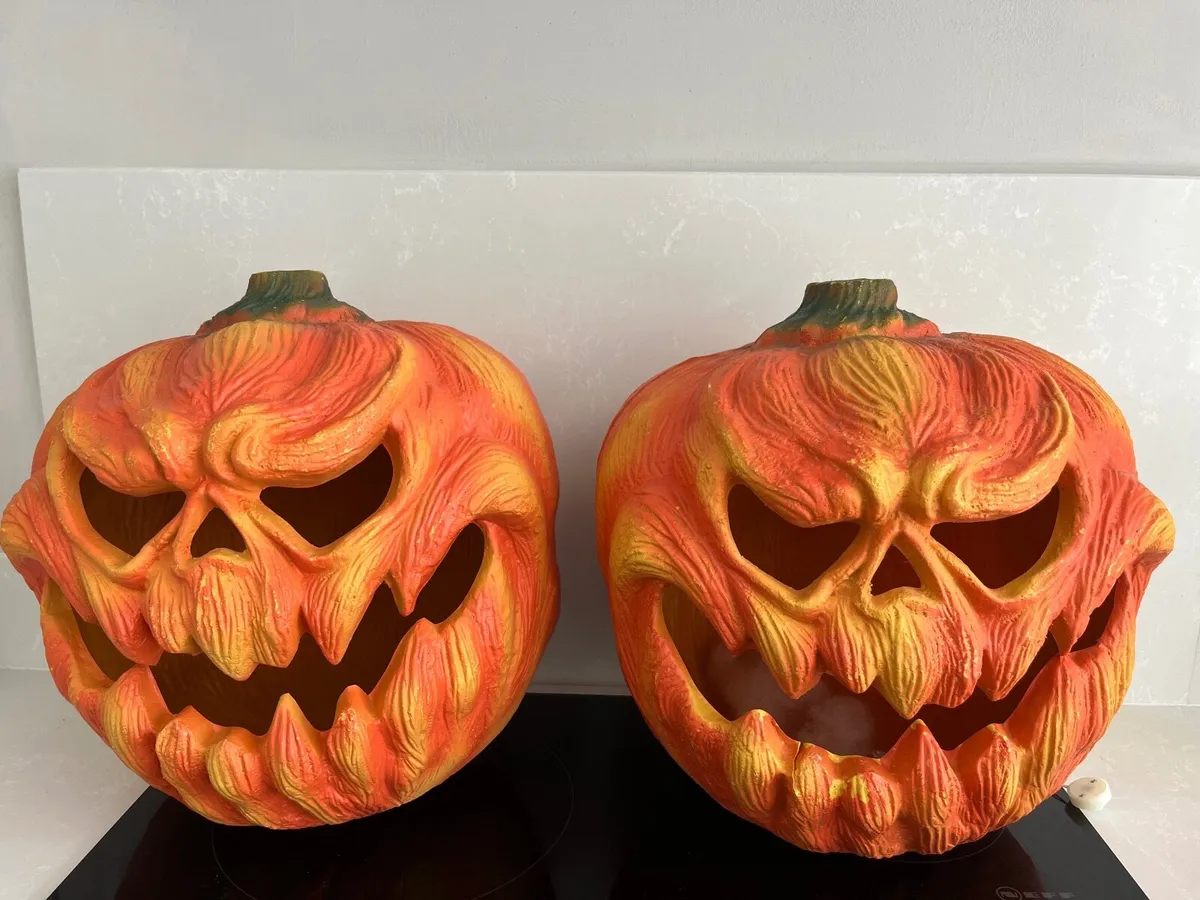 Halloween Decorations - Image 3