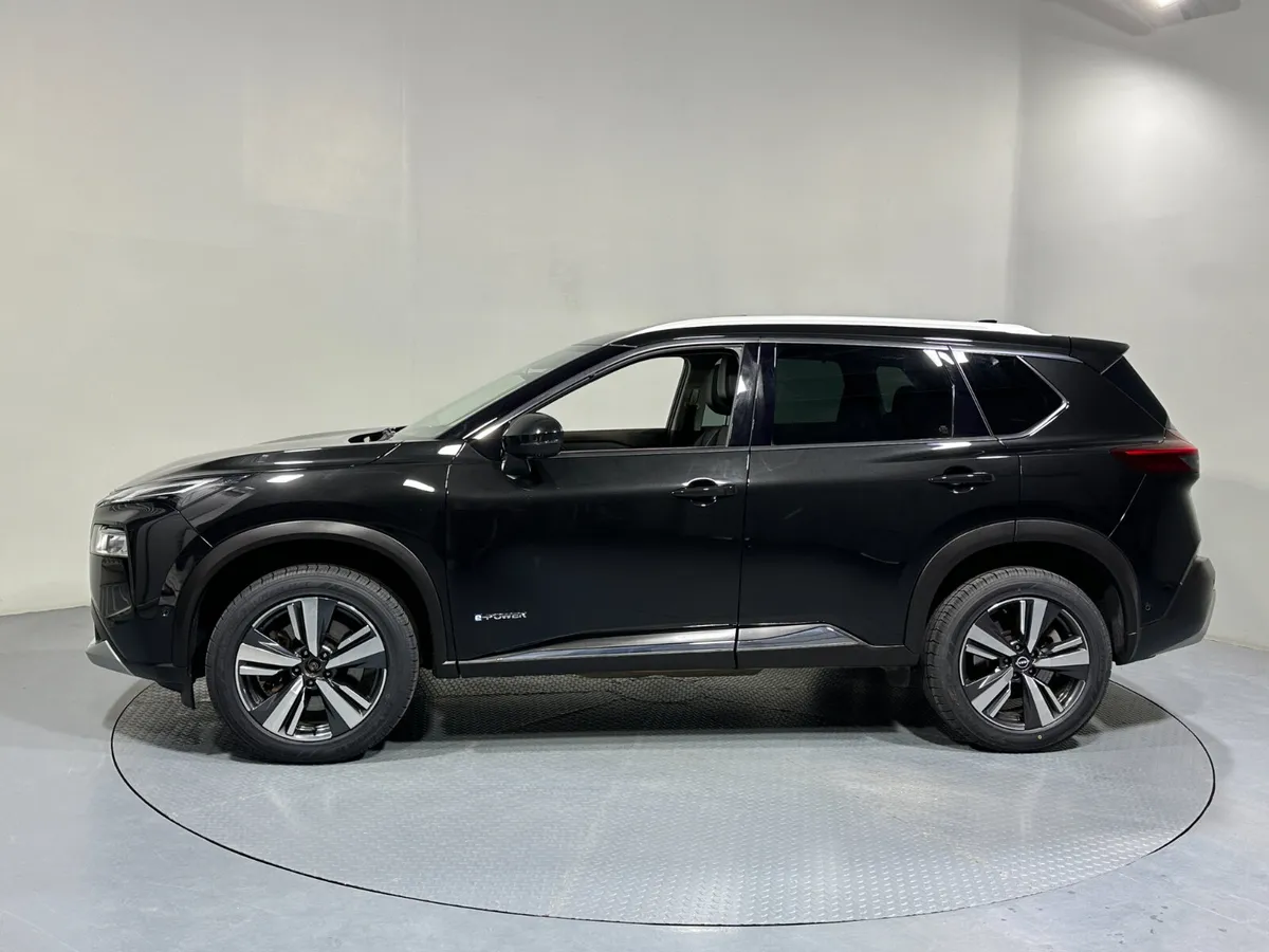 Nissan X-Trail SVE 5 Seater Automatic 232 - Image 4