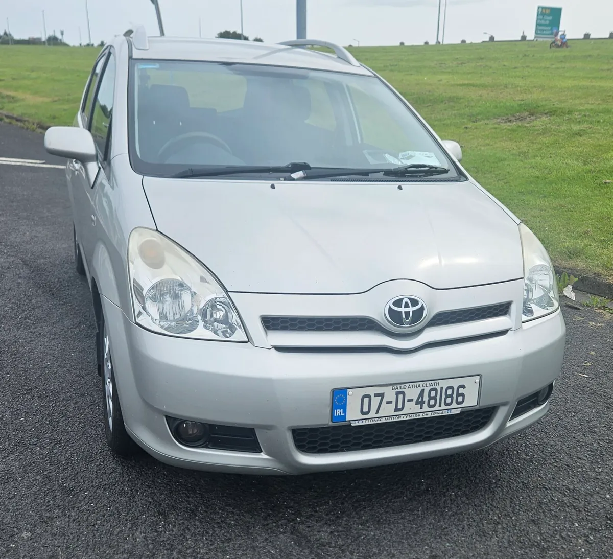 2007 Toyota Corolla Verso 7seat - Image 2
