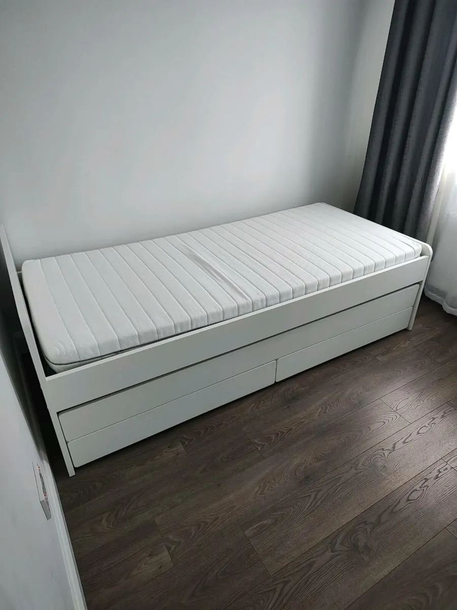Children's bed with spare bed, storage, 2xmattress - Image 3
