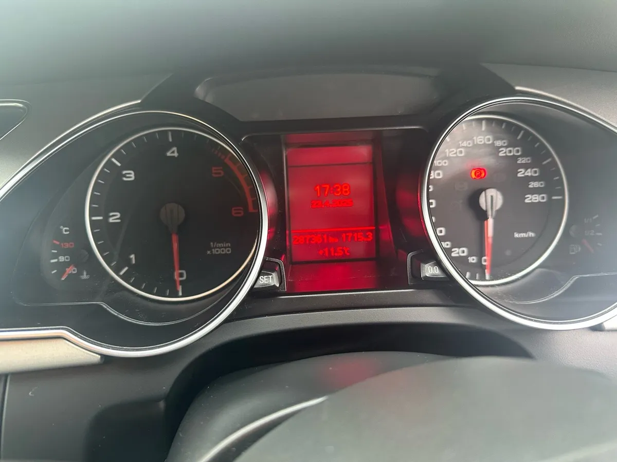 Audi a5 2011 - Image 4