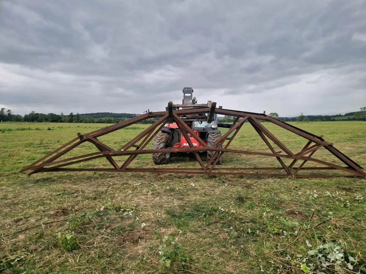 Roof trusses - Image 1
