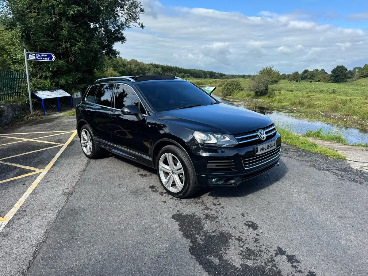 Volkswagen Tourag 3.0 Diesel V6 - Image 1