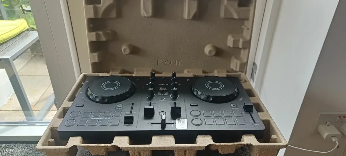 Pioneer AlphaTheta DDJ-FLX 2 DJ Controller - Image 3