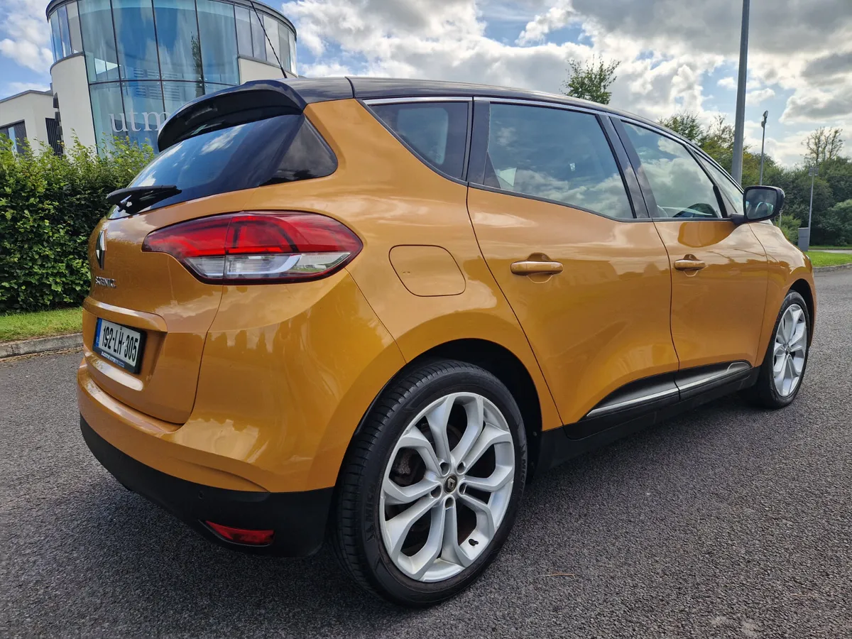 RENAULT SCENIC ICONIC LOW KMS WARRANTY VAT INVOICE - Image 4