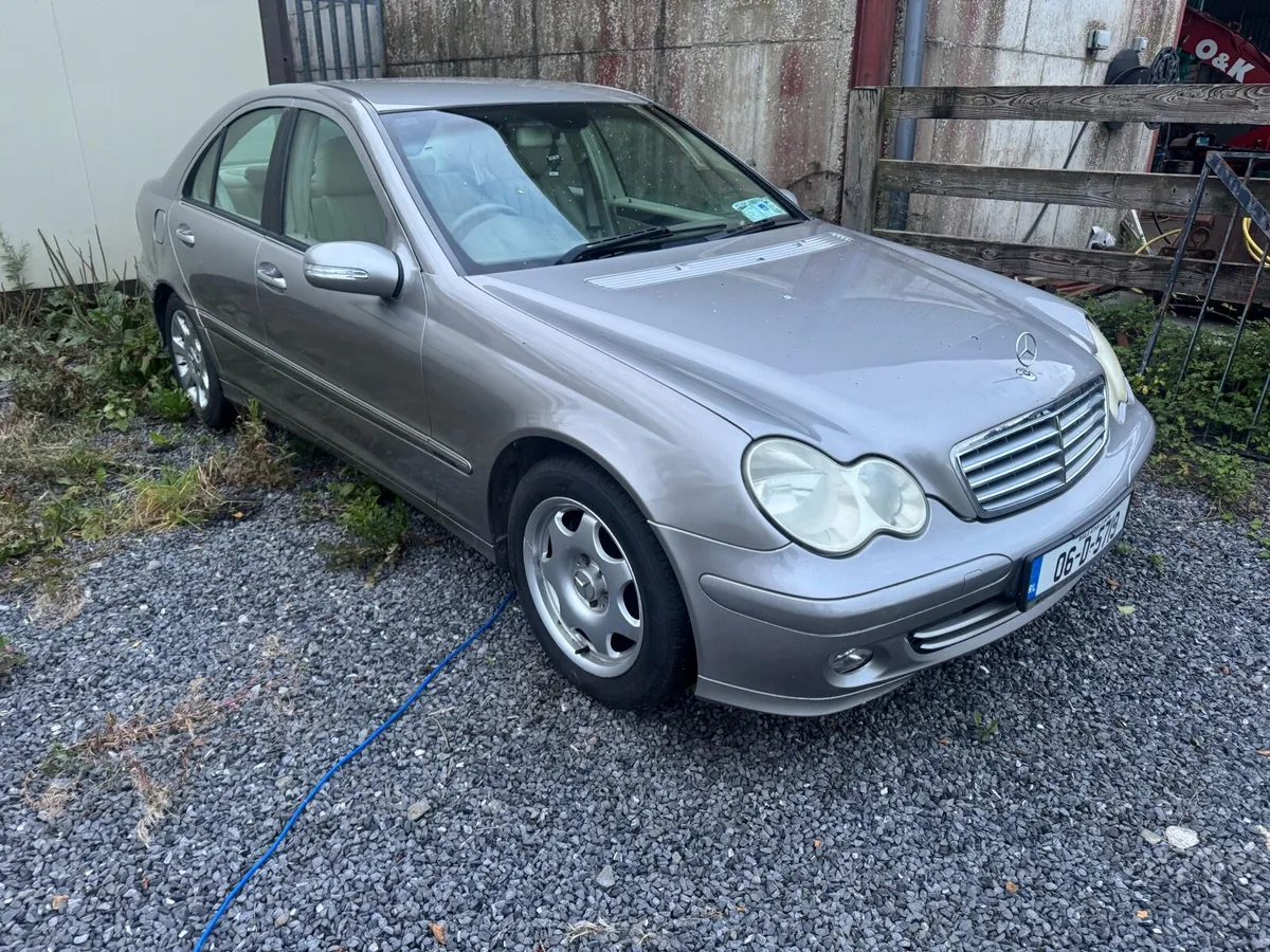 Mercedes C180 elegance automatic €1,500 - Image 2