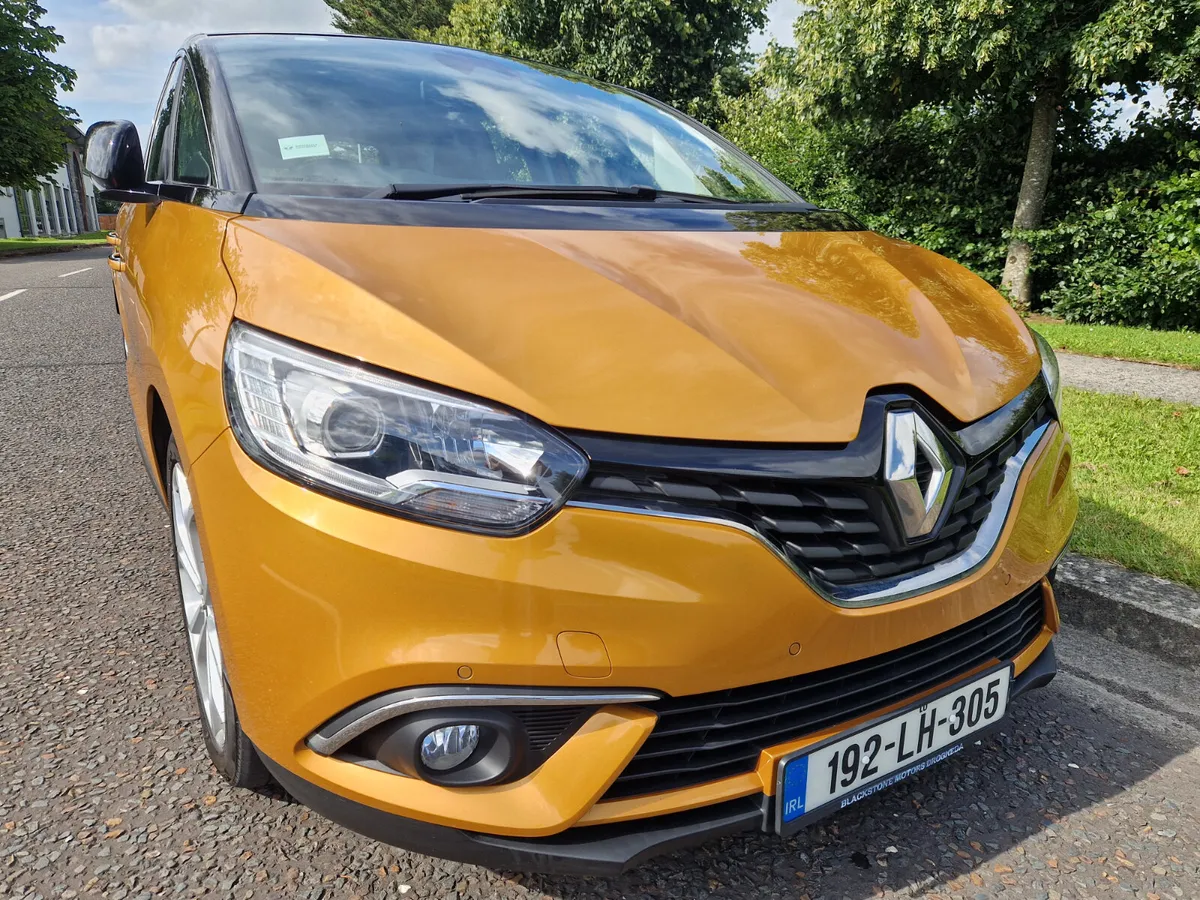 RENAULT SCENIC ICONIC LOW KMS WARRANTY VAT INVOICE - Image 1