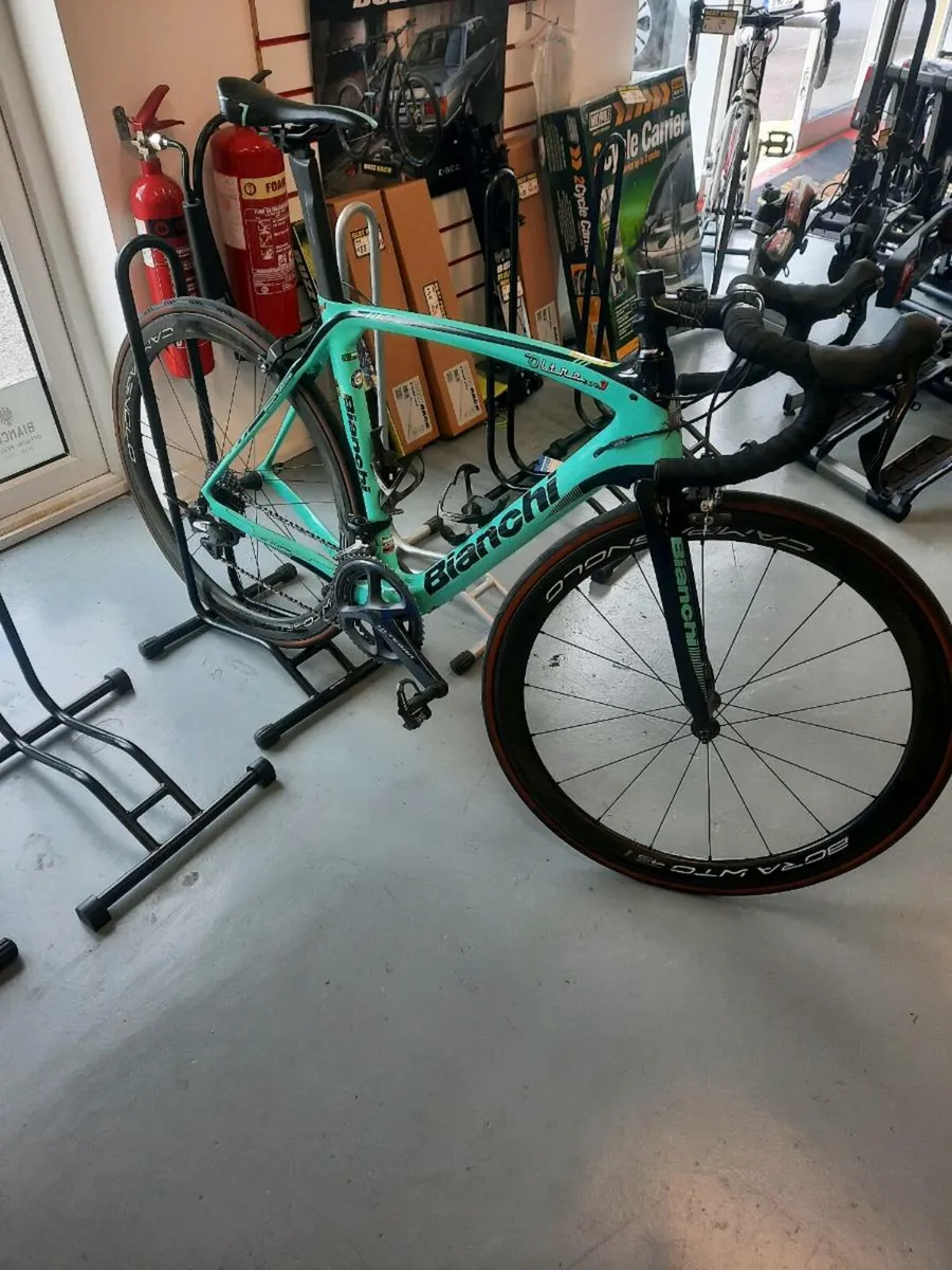 Bianchi oltre  xr3  full ultegra 11sp - Image 1