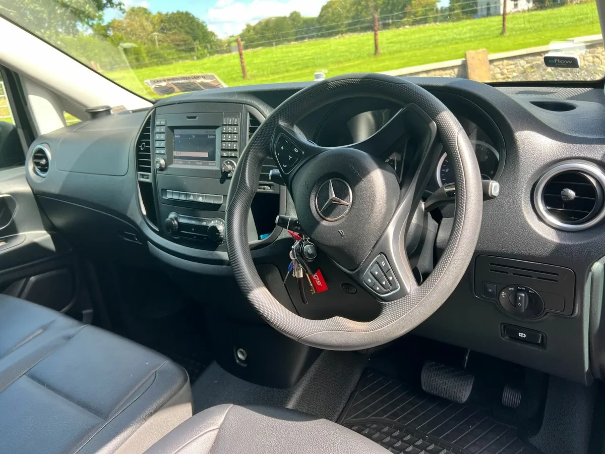 192 Merc Vito 114 CDI 2.1l Auto (price ex VAT) - Image 4