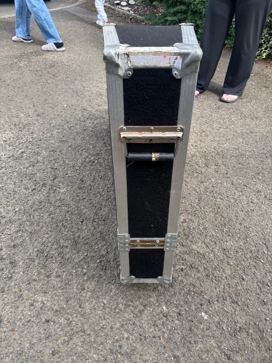 Harp Flight Box - Image 1