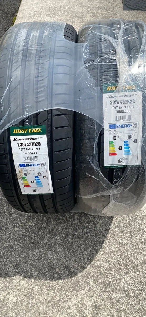 Tyres 235/45/r20 - Image 3