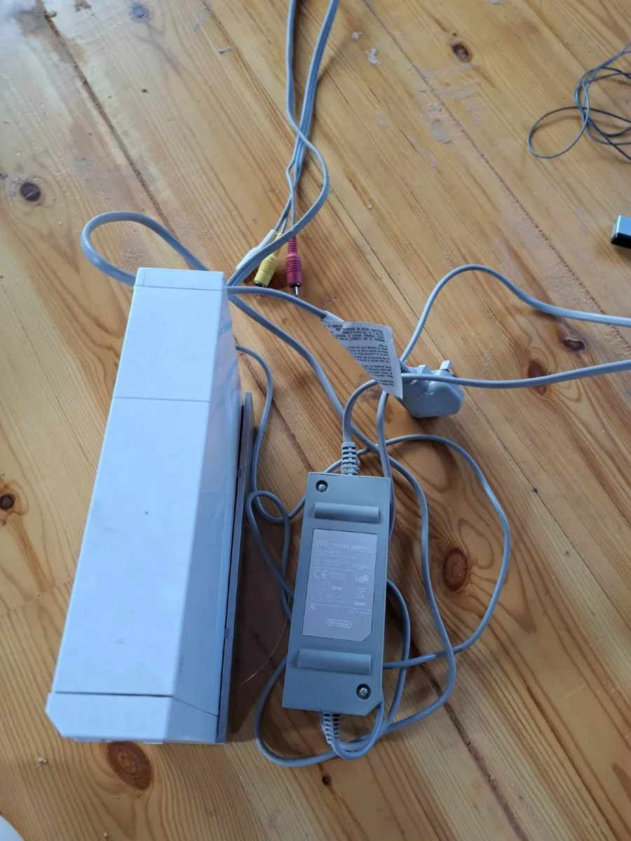 Wii Bundle - Image 3