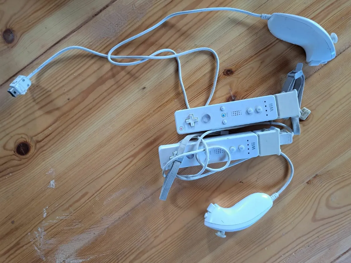 Wii Bundle - Image 4
