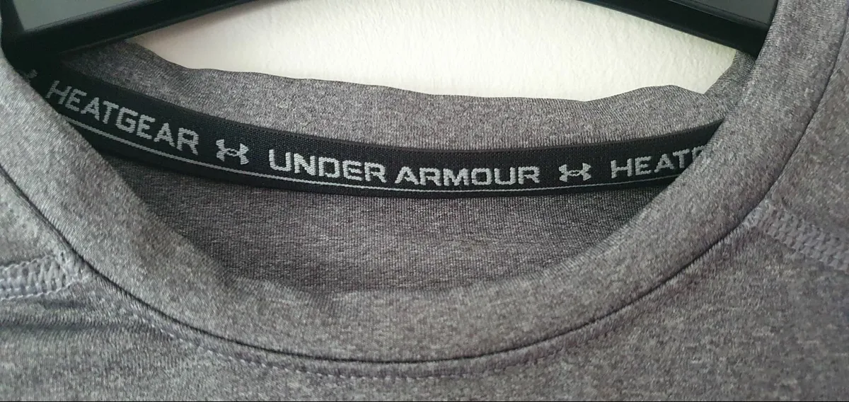 Under armour HeatGear compression top - Image 4